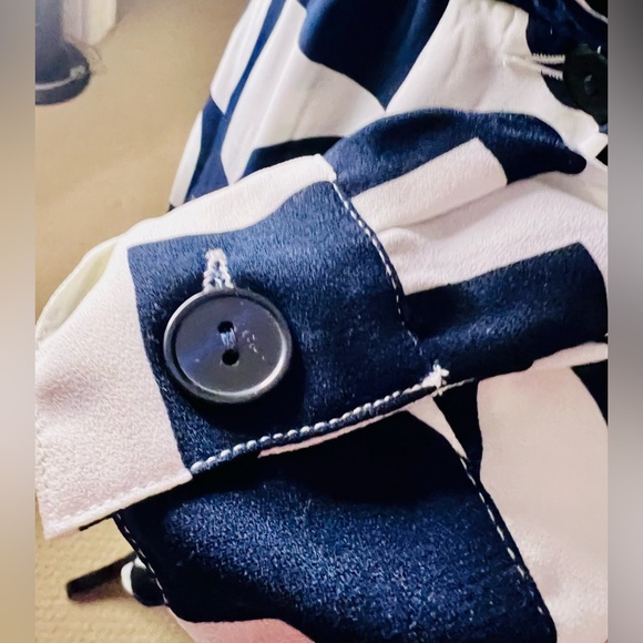 Vero Moda Geo Print Faux Wrap Midi Dress, Navy and White Color, Size M - Picture 7 of 9